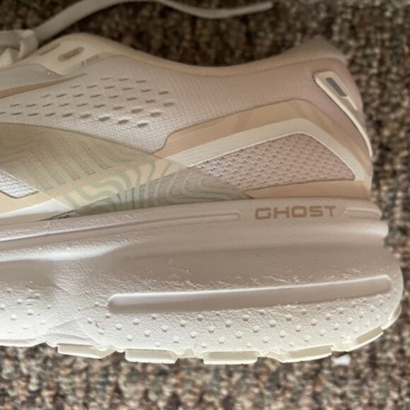Brooks Women's Ghost 15 Running Shoe - Picture 4 of 4